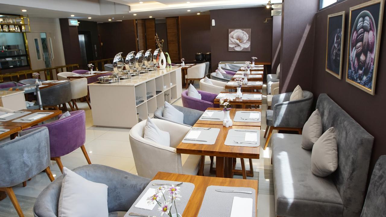 Horison Inn Alaska Σεμαράνγκ Εξωτερικό φωτογραφία